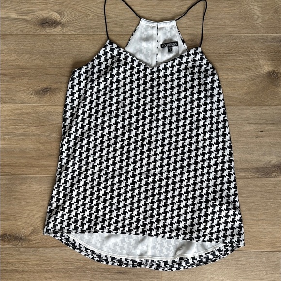 Express Houndstooth Cami Top - Picture 2 of 5